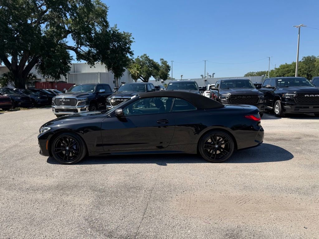 Used 2023 BMW M440i Convertible w/ Premium Package RWD image 3
