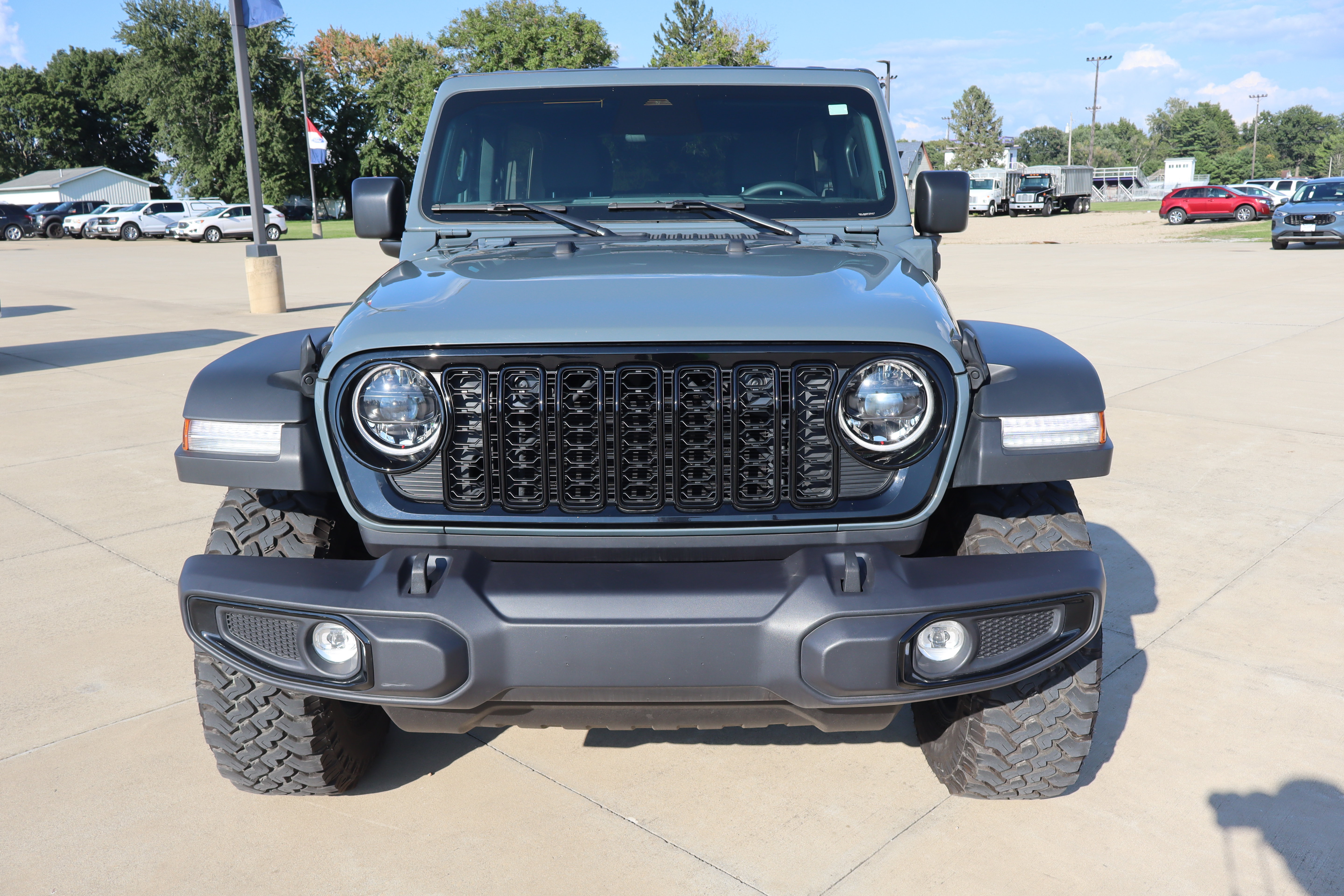 Used 2025 Jeep Wrangler Unlimited Sport S 4xe AWD/4WD image 2