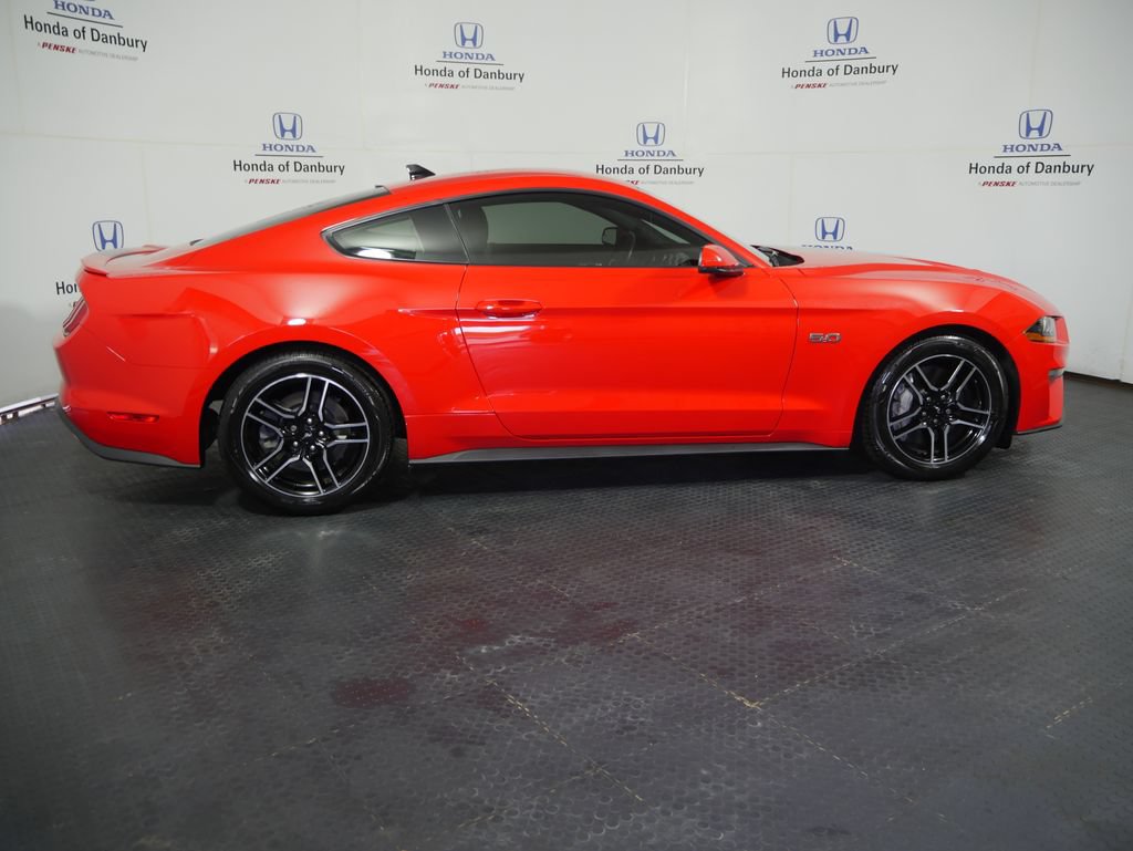 Used 2020 Ford Mustang GT Premium RWD image 3