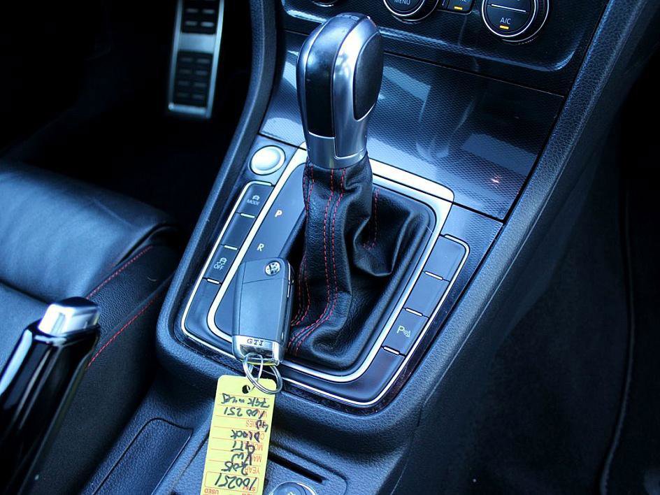 Used 2015 Volkswagen GTI Autobahn w/ Lighting Package (SEL) image 26