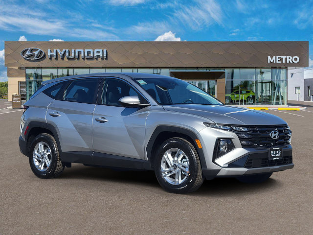 New 2026 Hyundai Tucson SE FWD image 1