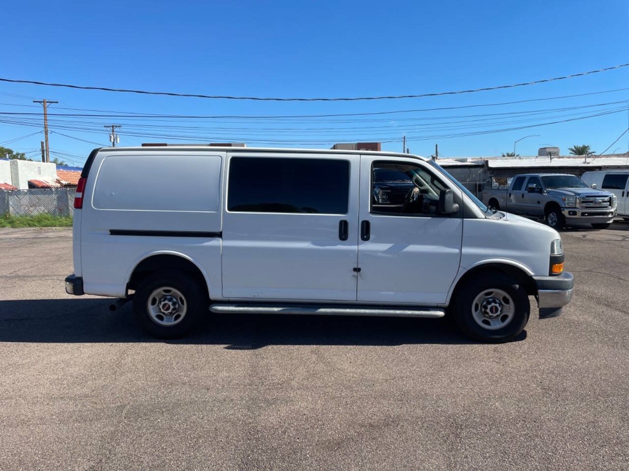 Used 2019 GMC Savana 2500 w/ Driver Convenience Package RWD image 2