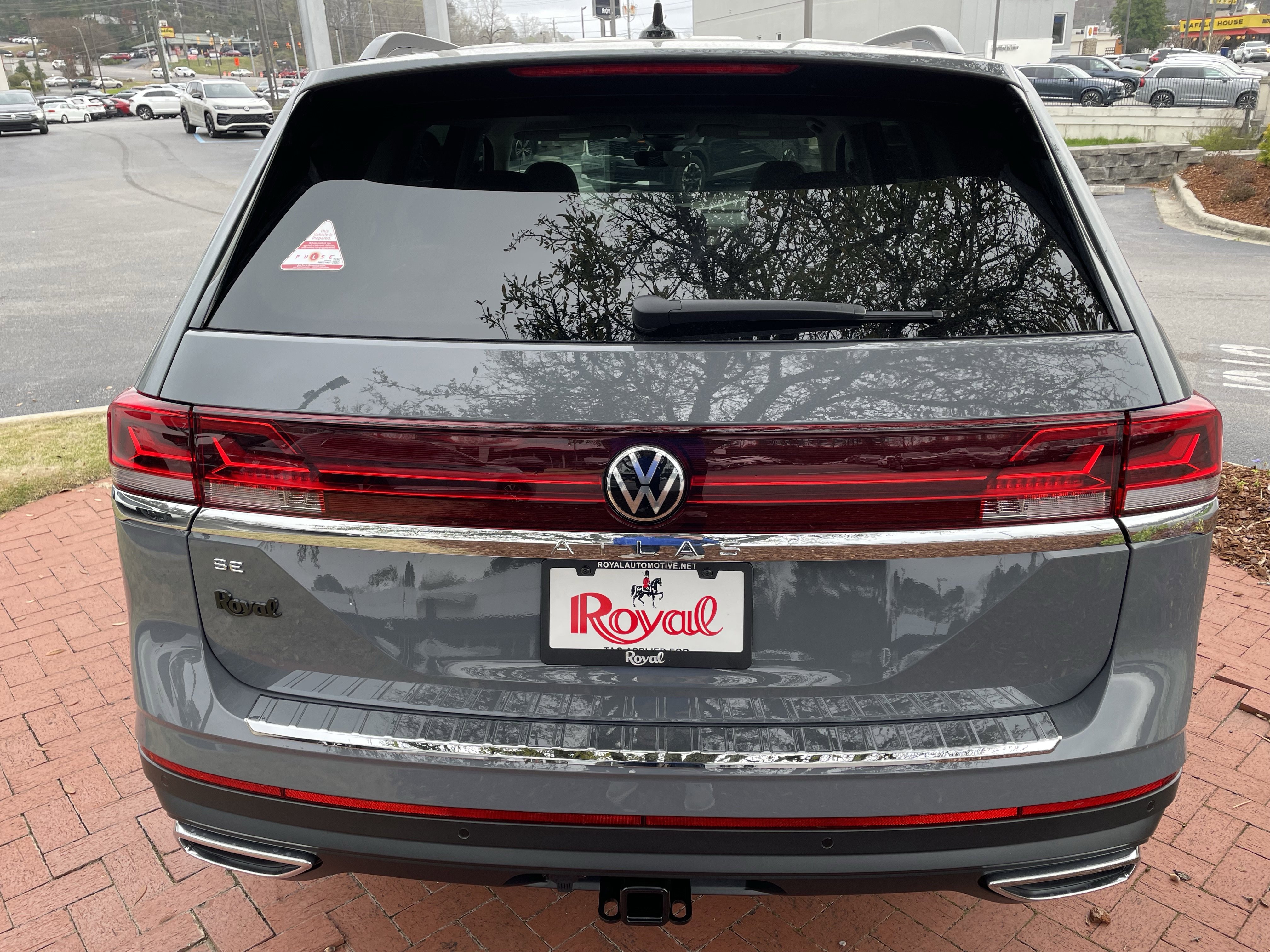 New 2026 Volkswagen Atlas SE image 5