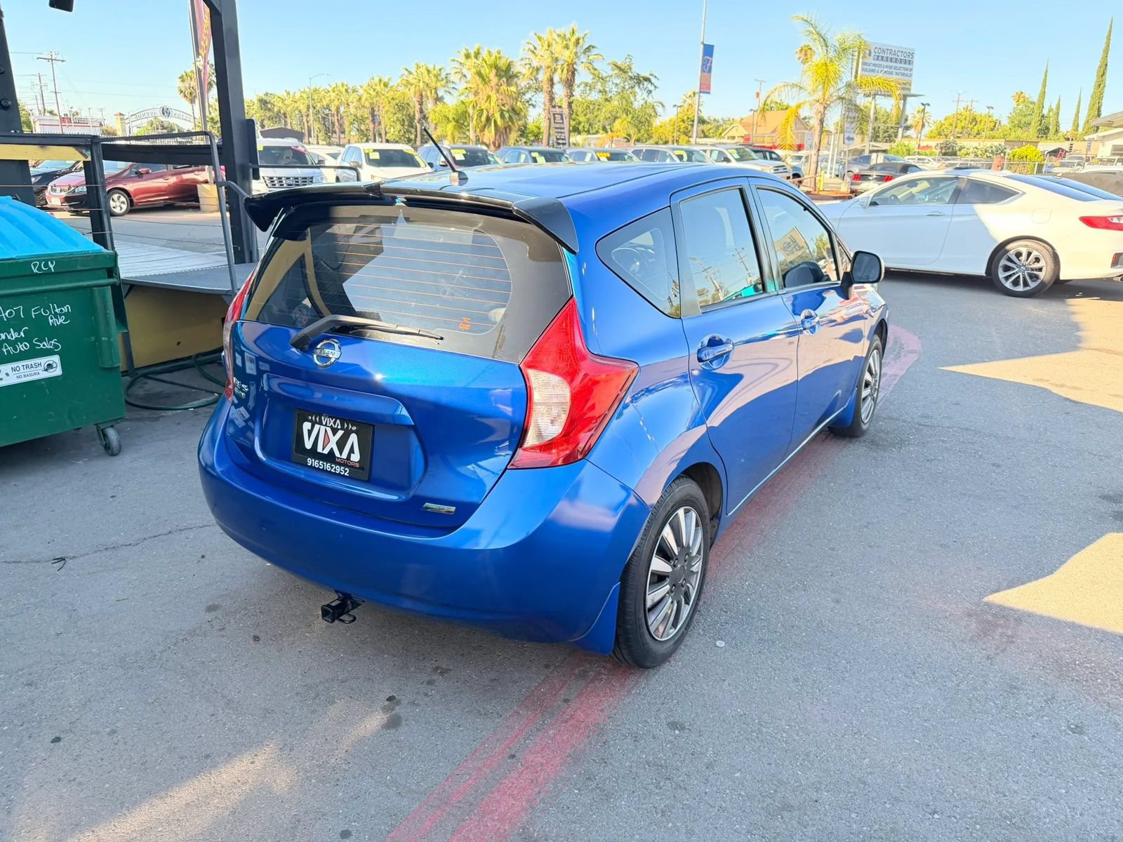 Used 2014 Nissan Versa Note SV FWD image 5