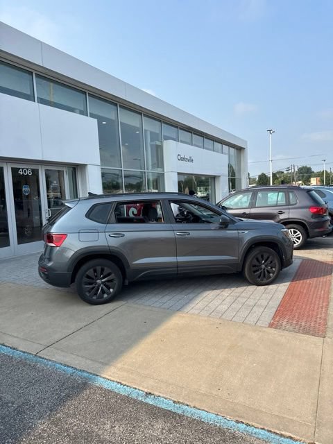 Used 2024 Volkswagen Taos S FWD image 6