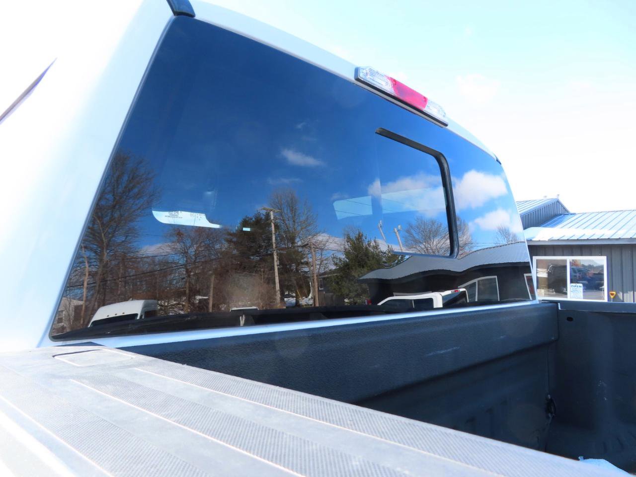 Used 2018 Ford F250 Lariat w/ Camper Package image 17