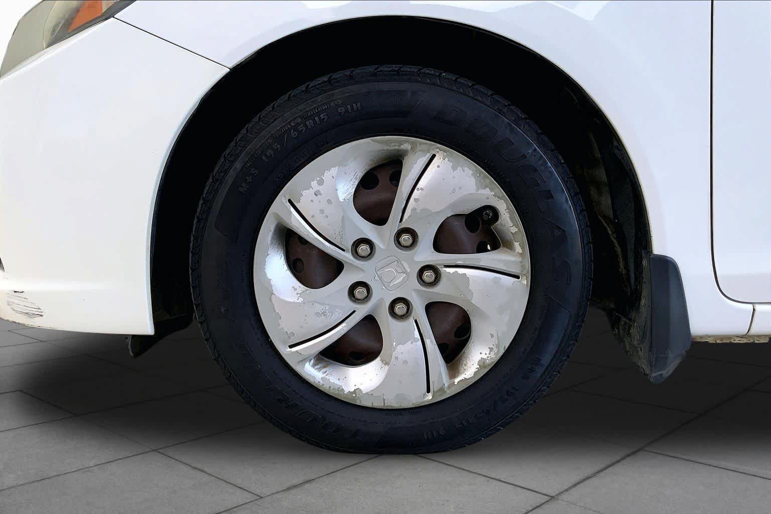 Used 2013 Honda Civic LX image 10
