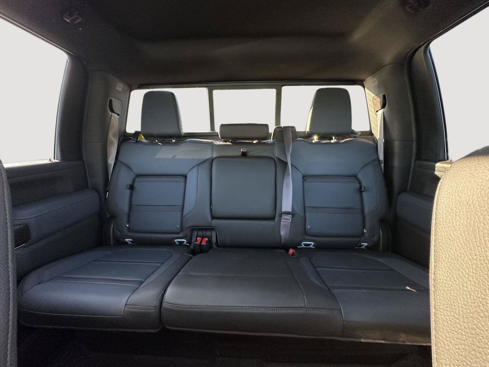 Used 2022 GMC Sierra 2500 Denali w/ Denali Ultimate Package AWD/4WD image 60