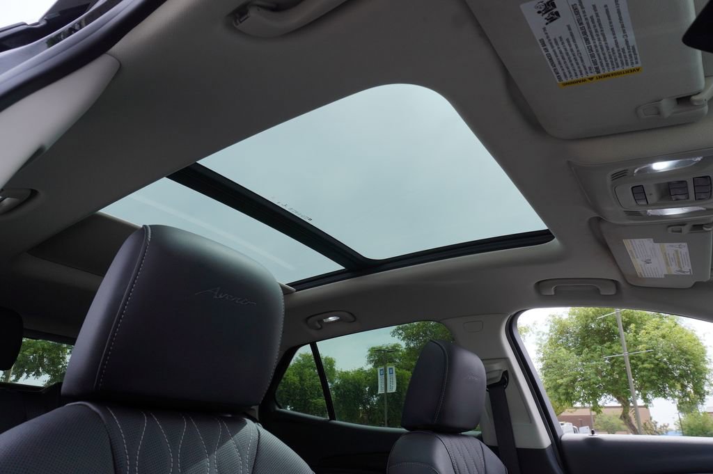 Certified 2023 Buick Envision Avenir AWD/4WD image 13