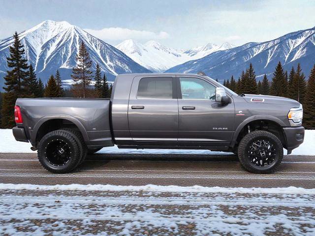 Used 2023 RAM 3500 Limited image 7