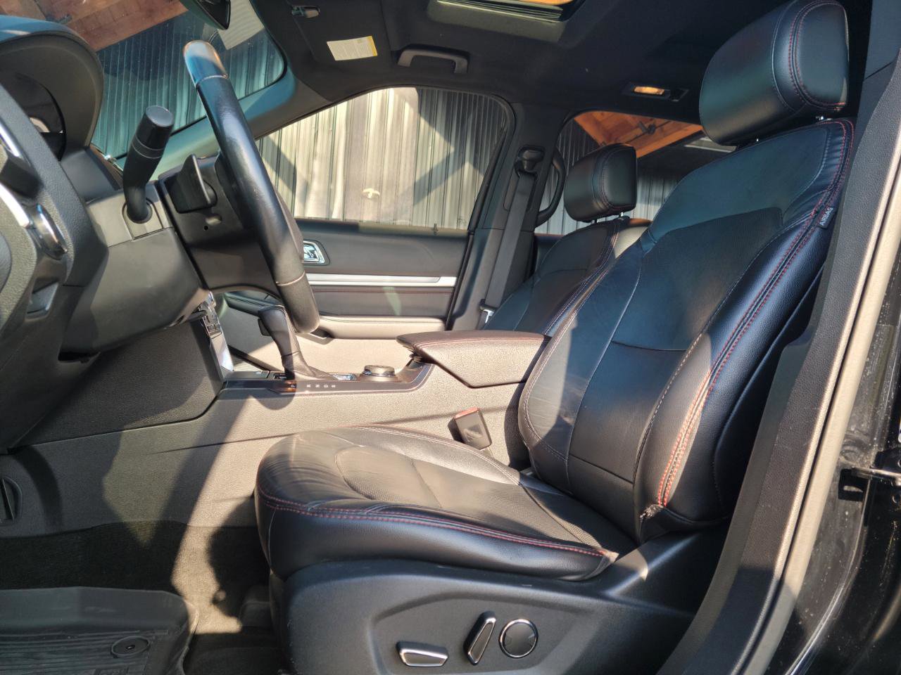 Used 2017 Ford Explorer Sport AWD/4WD image 15