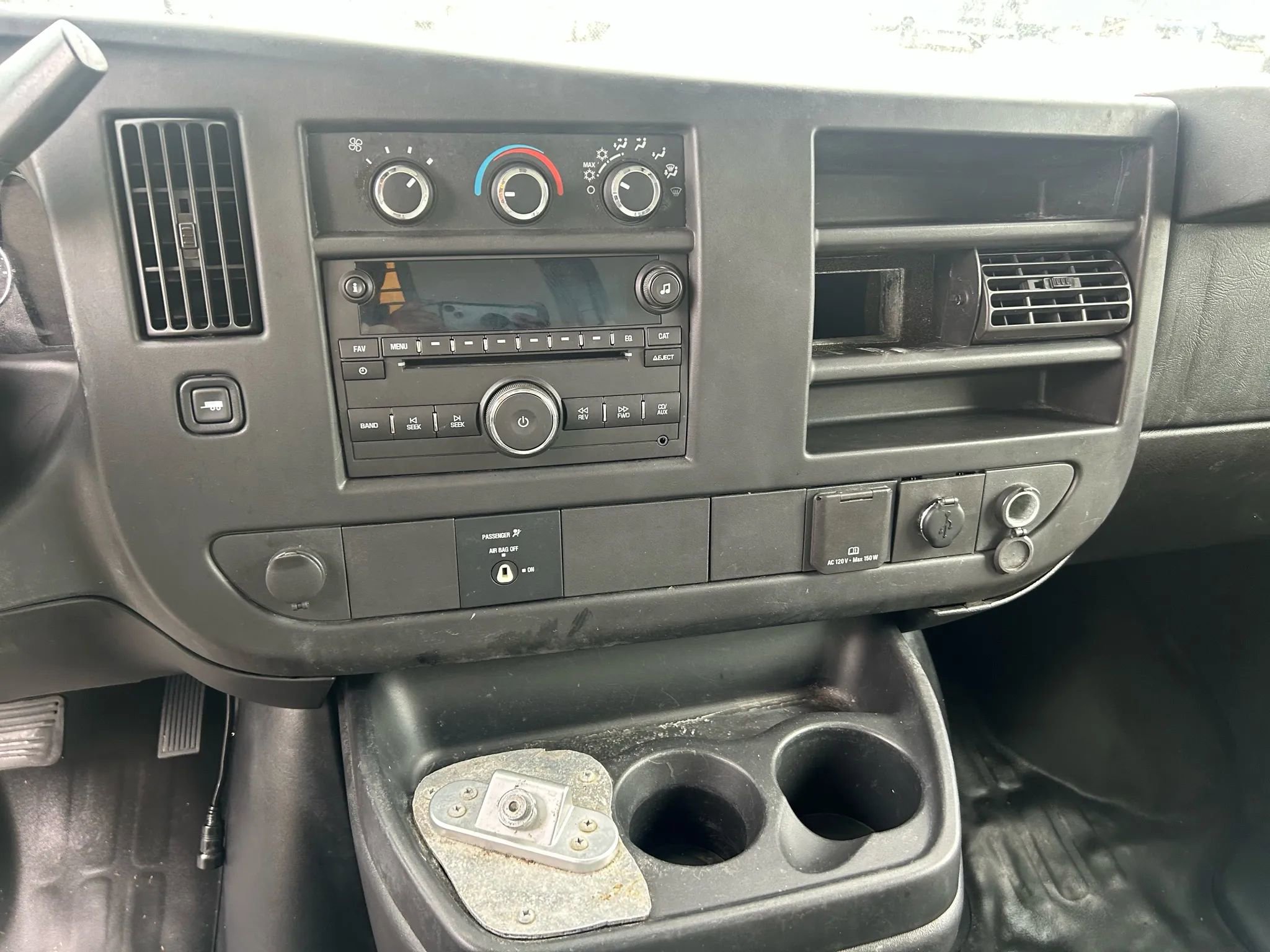 Used 2016 Chevrolet Express 3500 image 11