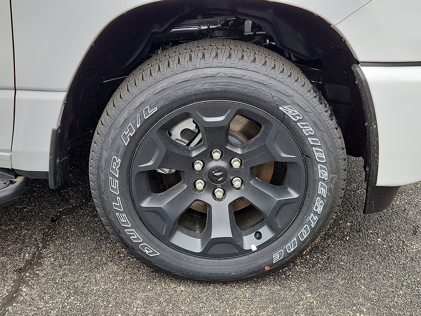 New 2026 RAM 1500 Express AWD/4WD image 8