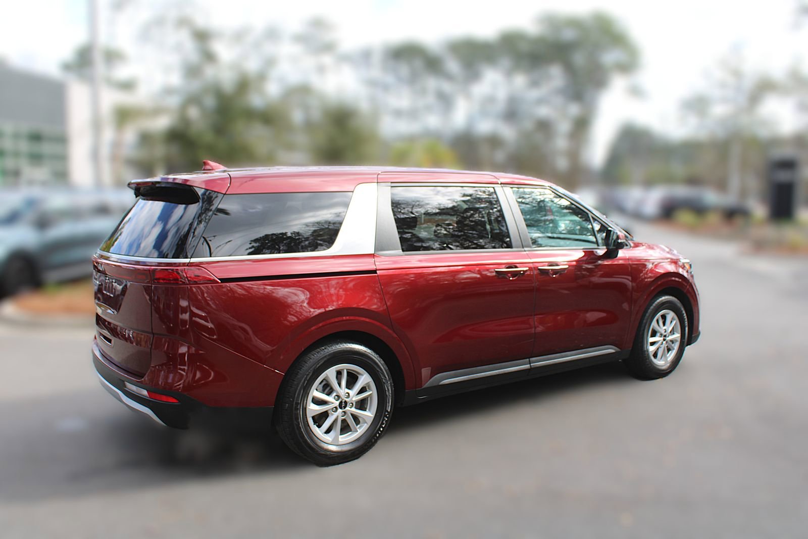 Used 2022 Kia Carnival LX image 15