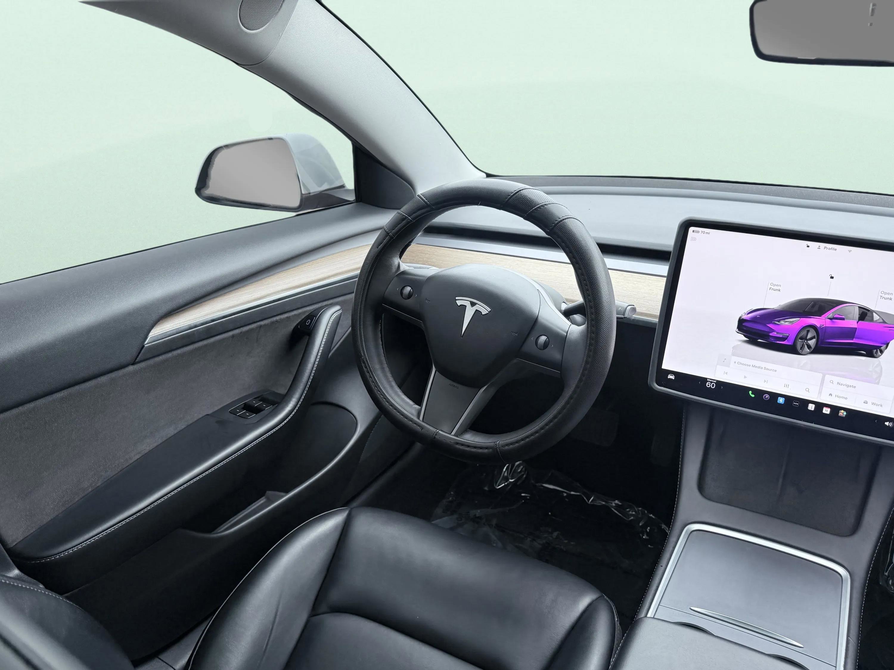 Used 2023 Tesla Model 3 Standard Range image 56