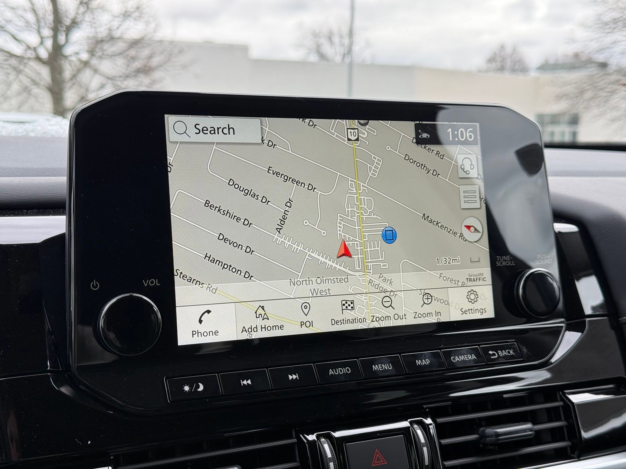 New 2025 Nissan Pathfinder SL w/ SL Premium Package image 12