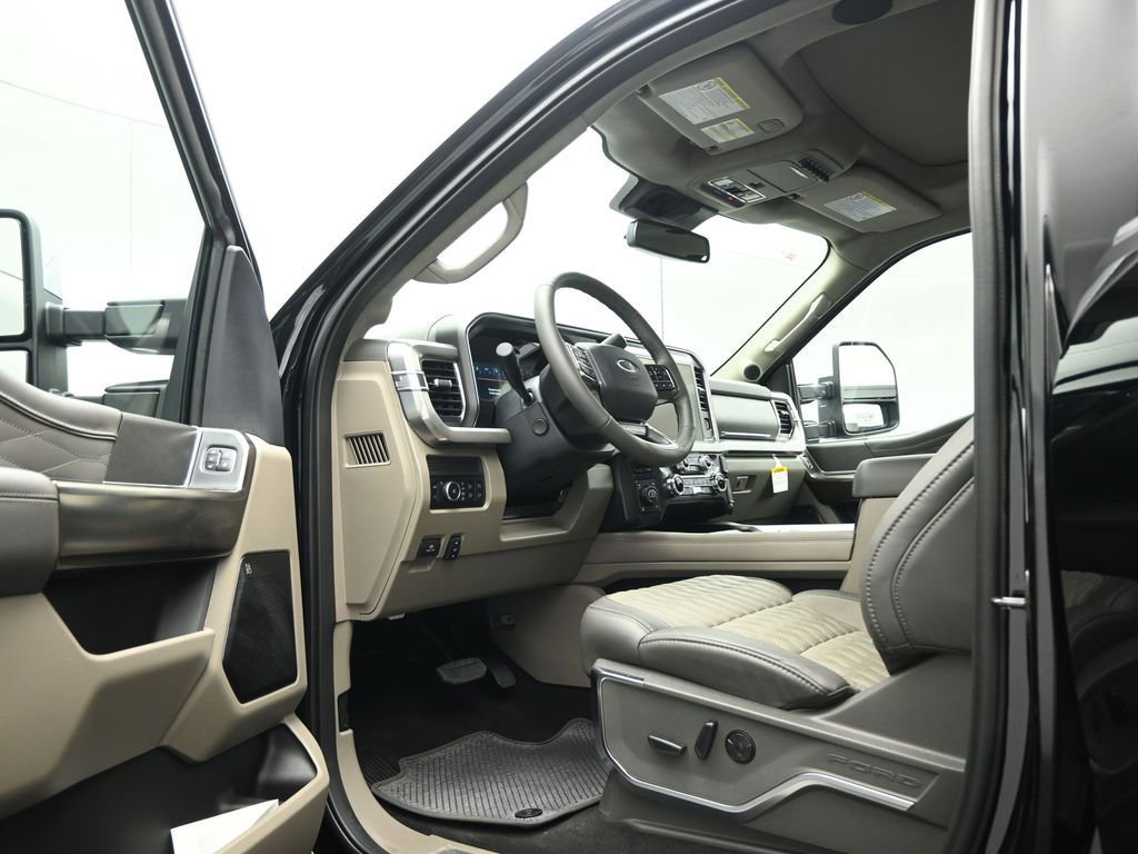 New 2026 Ford F350 Platinum w/ Platinum Plus Package image 8