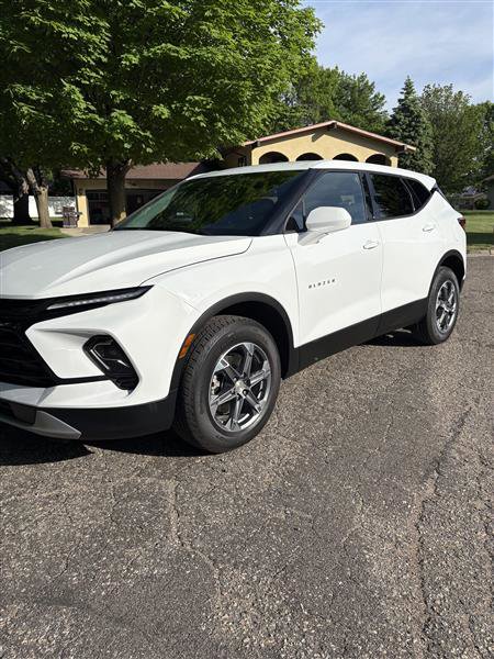 Used 2026 Chevrolet Blazer LT AWD/4WD image 19