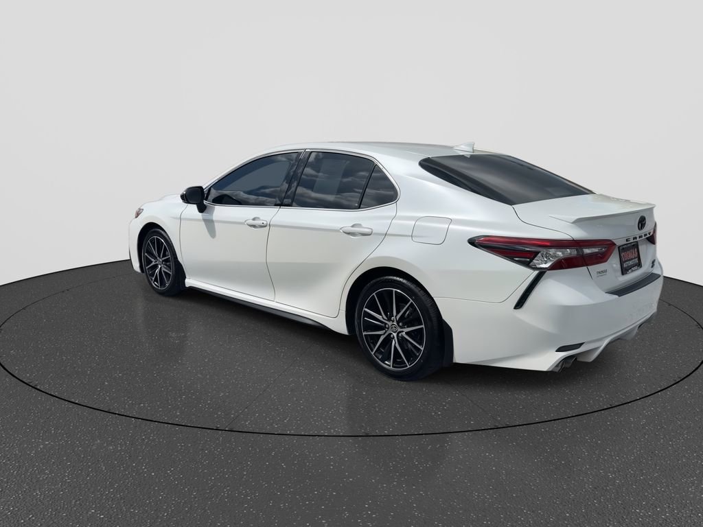 Used 2022 Toyota Camry XSE AWD/4WD image 6