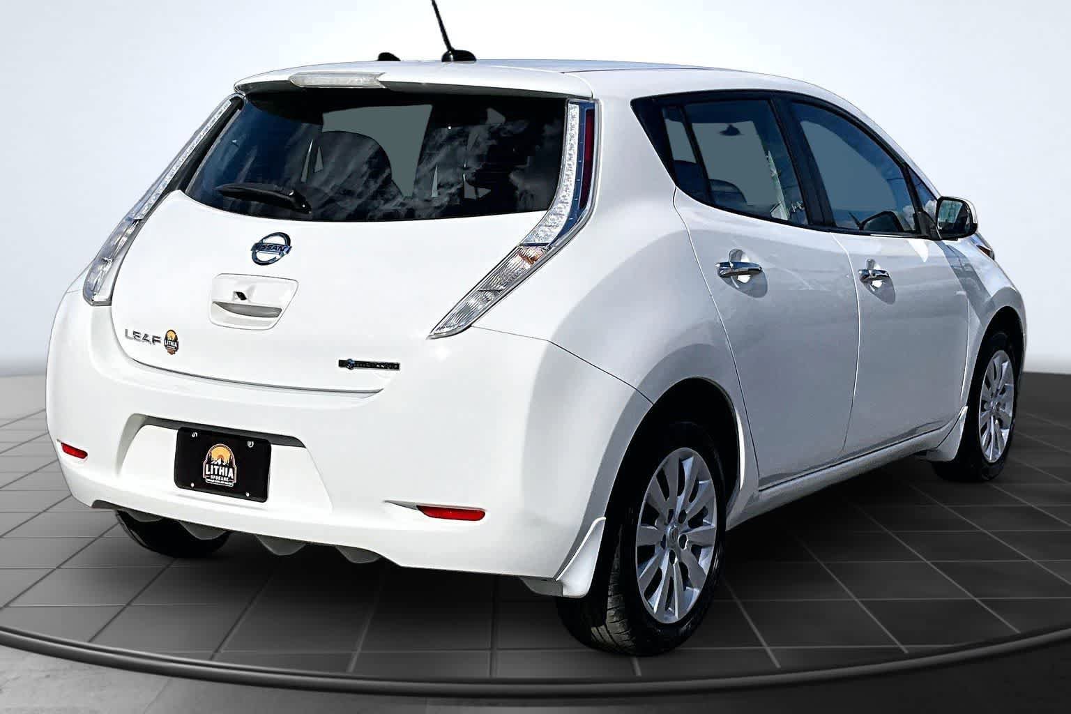 Used 2016 Nissan Leaf S w/ Charger Package FWD image 23
