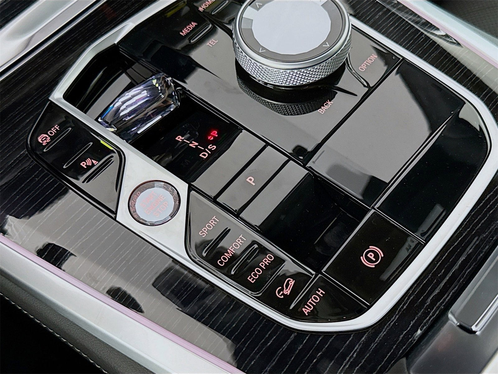 New 2026 BMW X5 M60i image 17