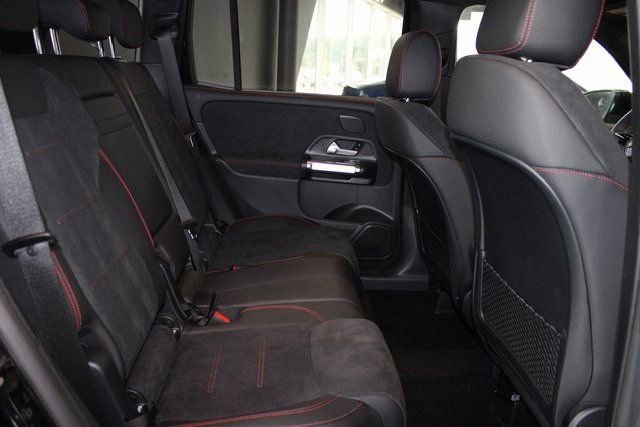 New 2024 Mercedes-Benz GLB 250 4MATIC image 6