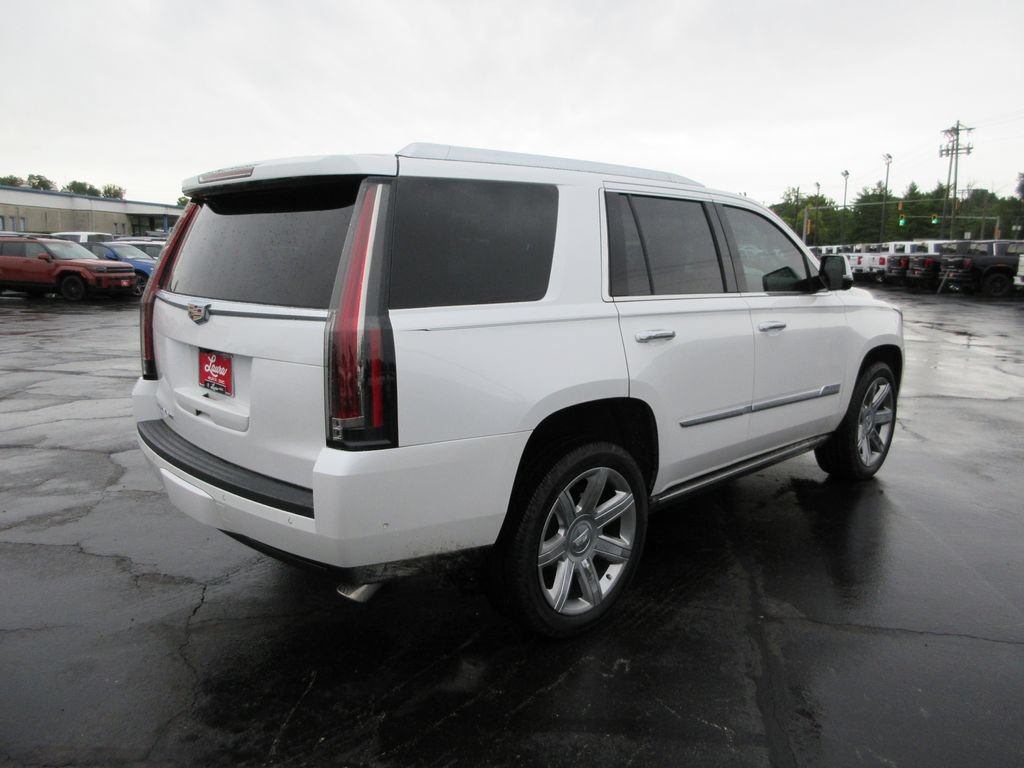 Certified 2019 Cadillac Escalade Premium Luxury AWD/4WD image 6