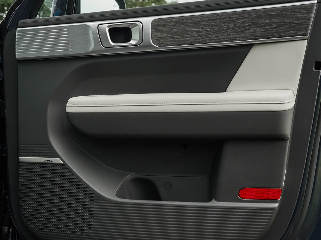 New 2026 Hyundai Santa Fe Limited AWD/4WD image 10
