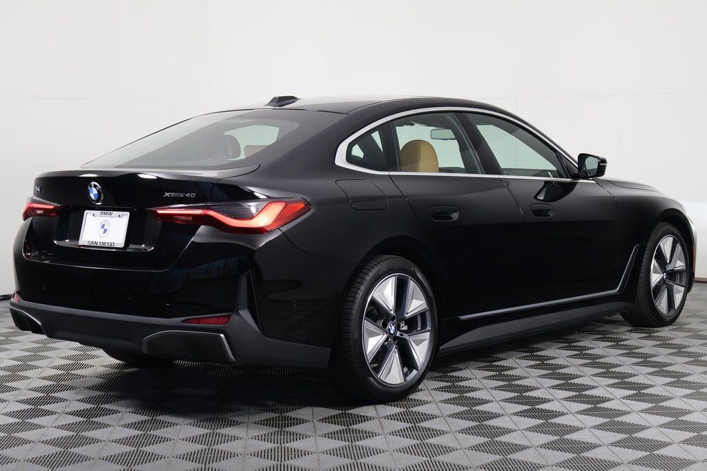 New 2026 BMW i4 xDrive40i w/ Premium Package image 2