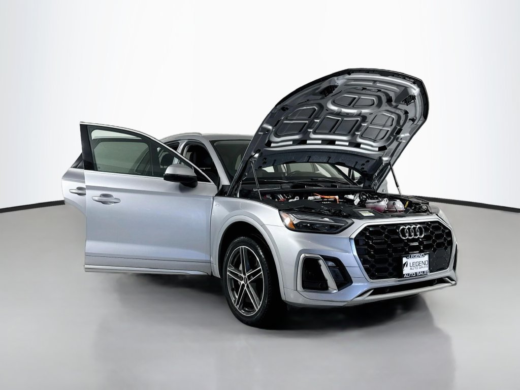 Used 2021 Audi Q5 e Premium w/ Convenience Package AWD/4WD image 21