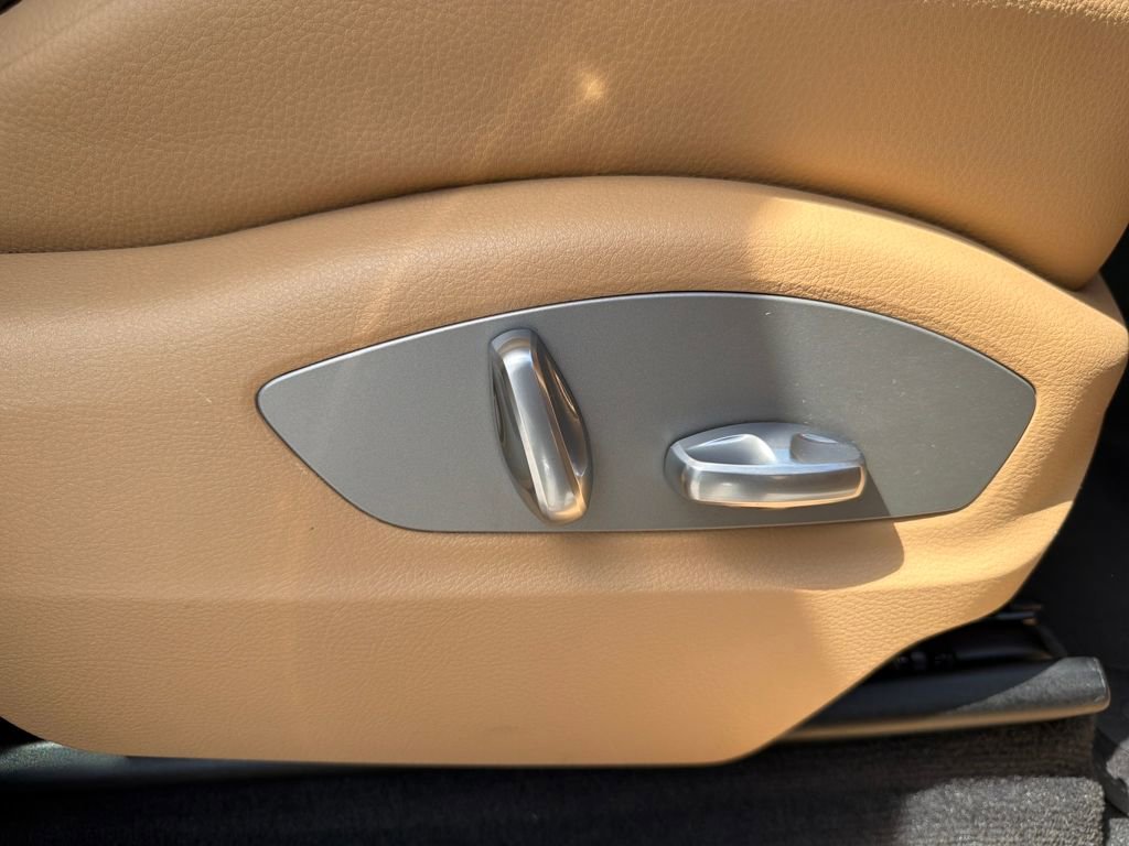 Used 2018 Porsche Macan image 39