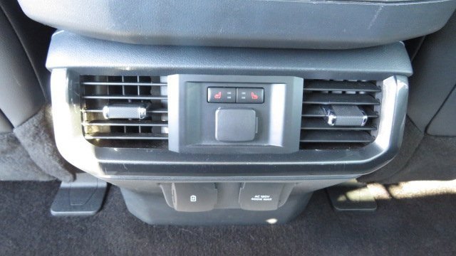 Certified 2022 Ford F150 Lariat w/ Equipment Group 502A High image 16