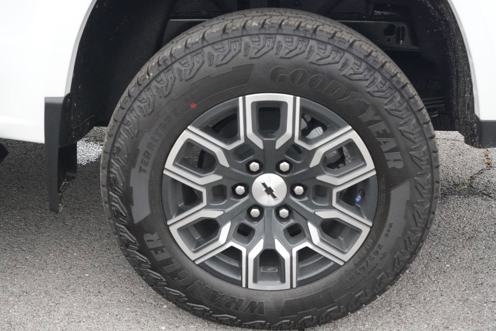 New 2026 Chevrolet Colorado Z71 w/ Technology Package AWD/4WD image 11