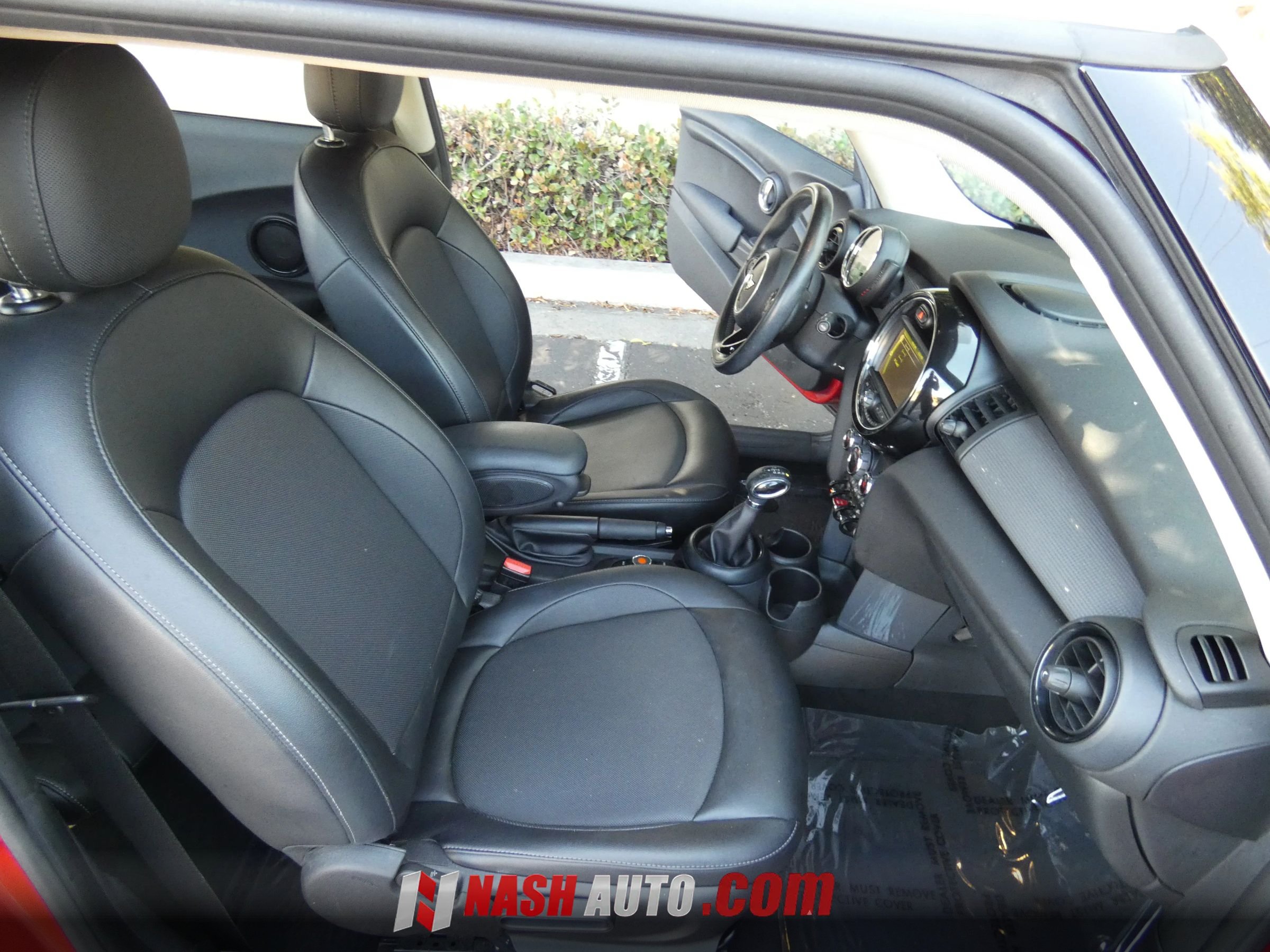 Used 2017 MINI Cooper 2-Door Hardtop FWD image 19