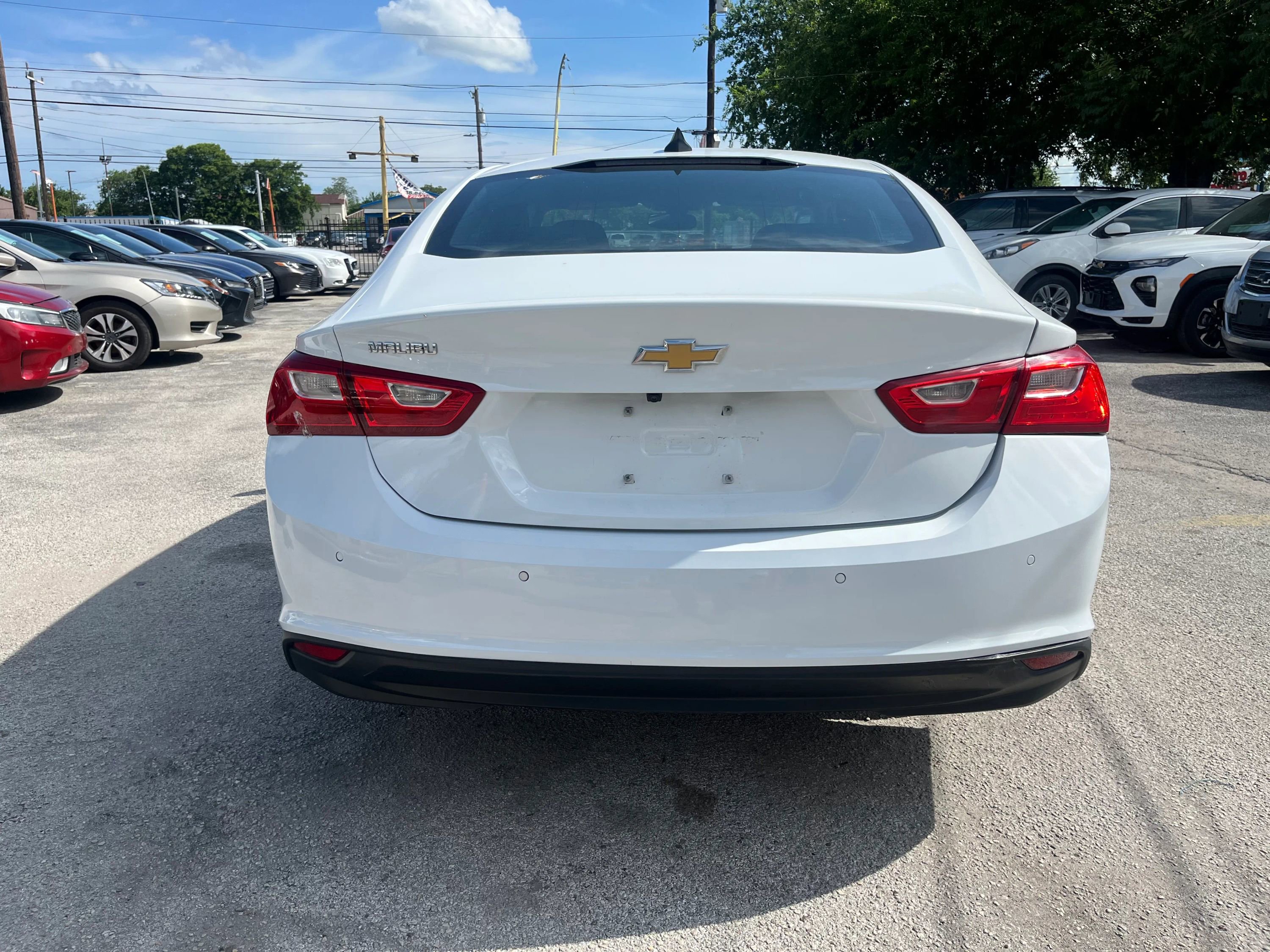 Used 2022 Chevrolet Malibu LS w/ Driver Confidence Package image 6