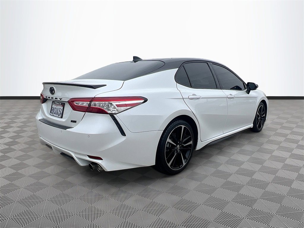 Used 2020 Toyota Camry XSE image 7