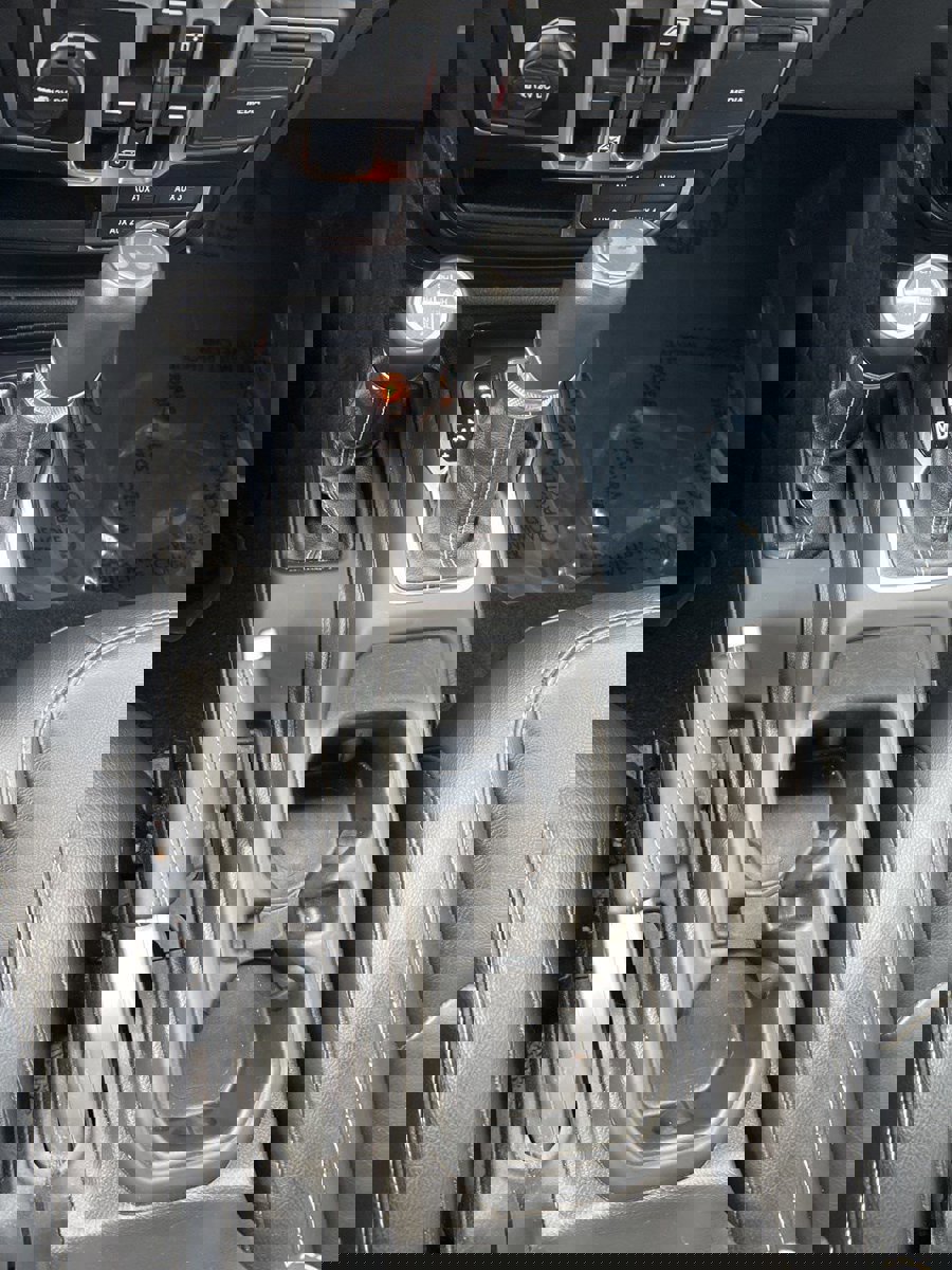 Used 2023 Jeep Wrangler Sahara image 21