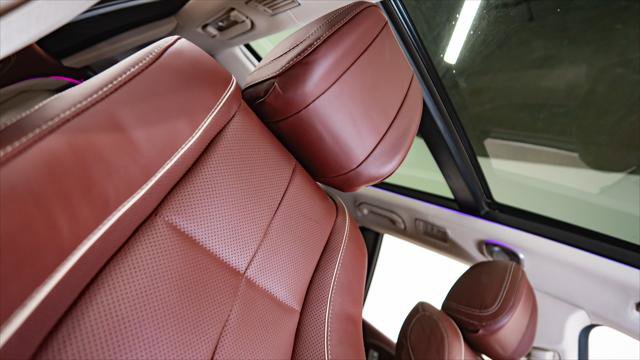 Used 2023 Mercedes-Benz Maybach GLS 600 4MATIC image 38