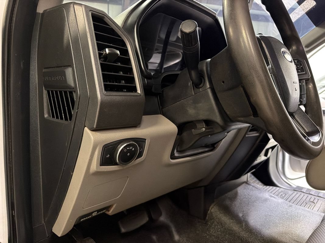 Used 2019 Ford F550 2WD Regular Cab Super Duty image 26