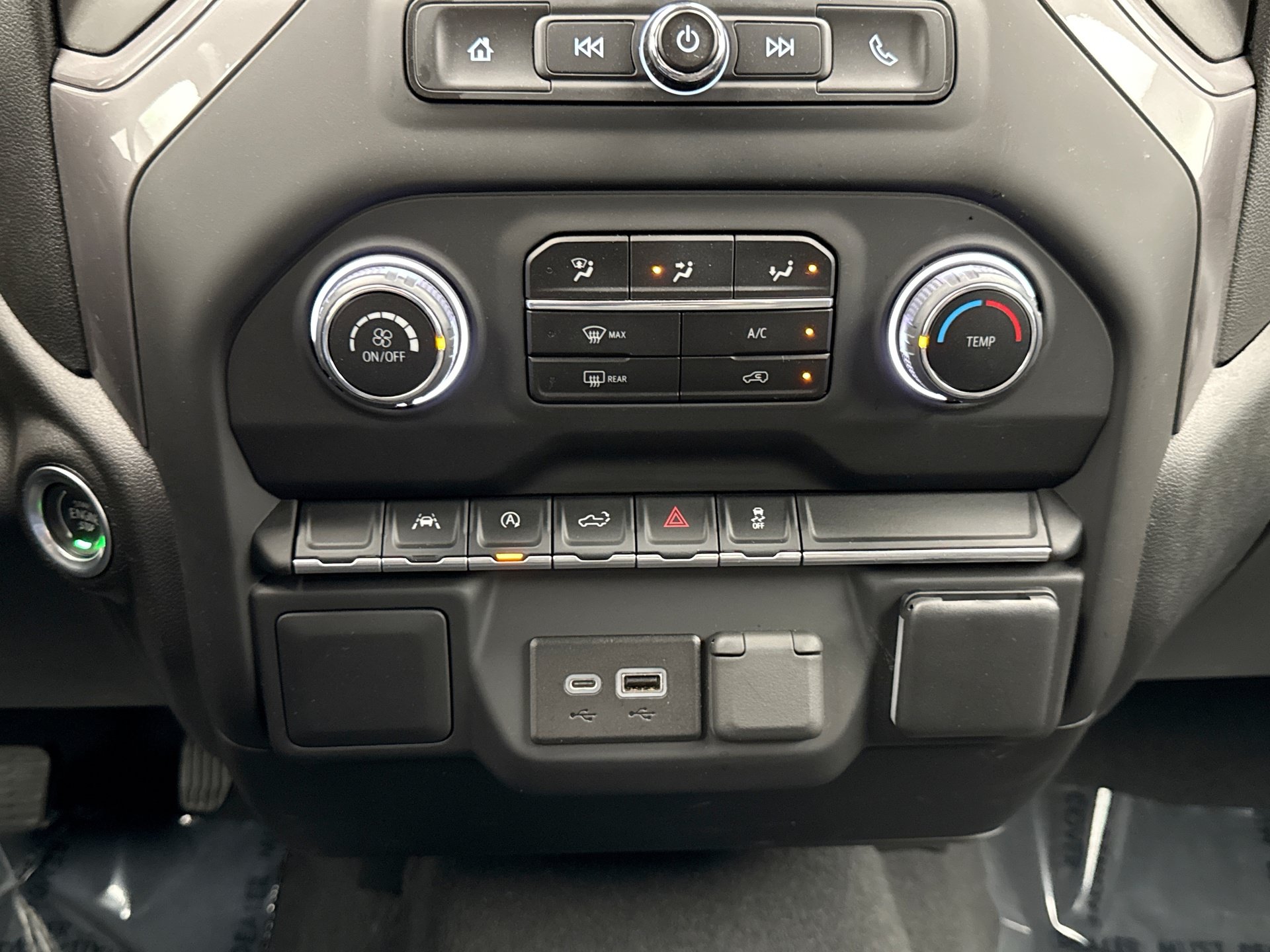 Used 2022 Chevrolet Silverado 1500 Custom AWD/4WD image 15