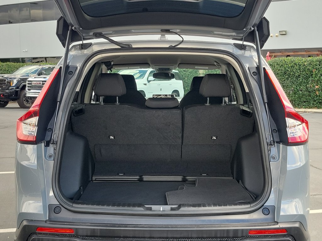 Certified 2025 Honda CR-V LX image 9