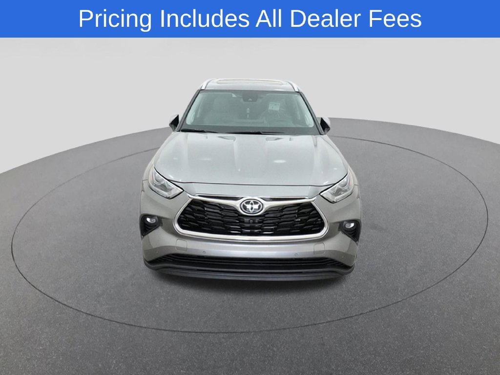 New 2026 Toyota Highlander Limited AWD/4WD image 15