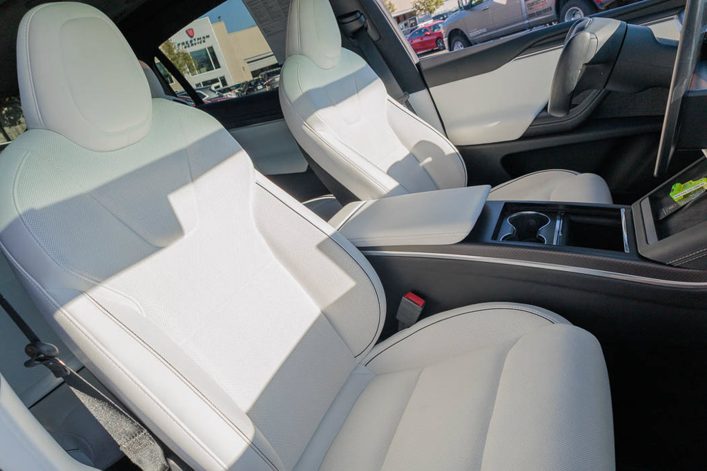 Used 2023 Tesla Model X Plaid AWD/4WD image 3
