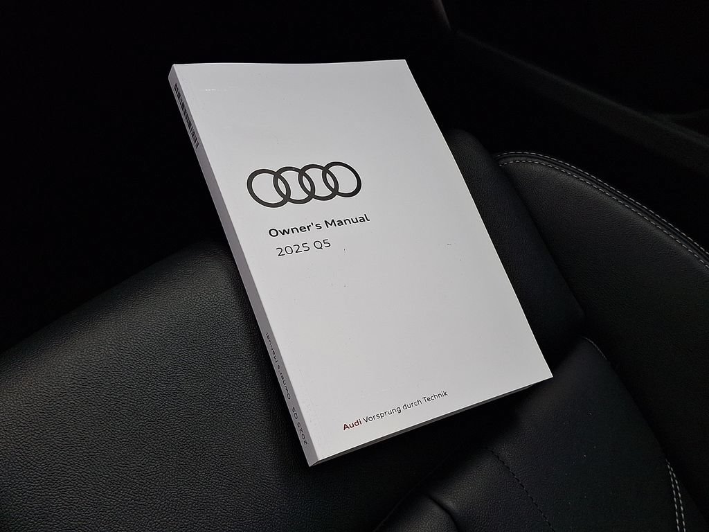 Certified 2025 Audi Q5 2.0T Premium w/ Convenience Plus Package AWD/4WD image 24