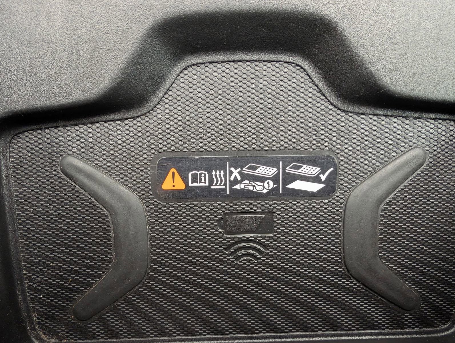 Used 2020 Chevrolet Colorado Z71 image 20