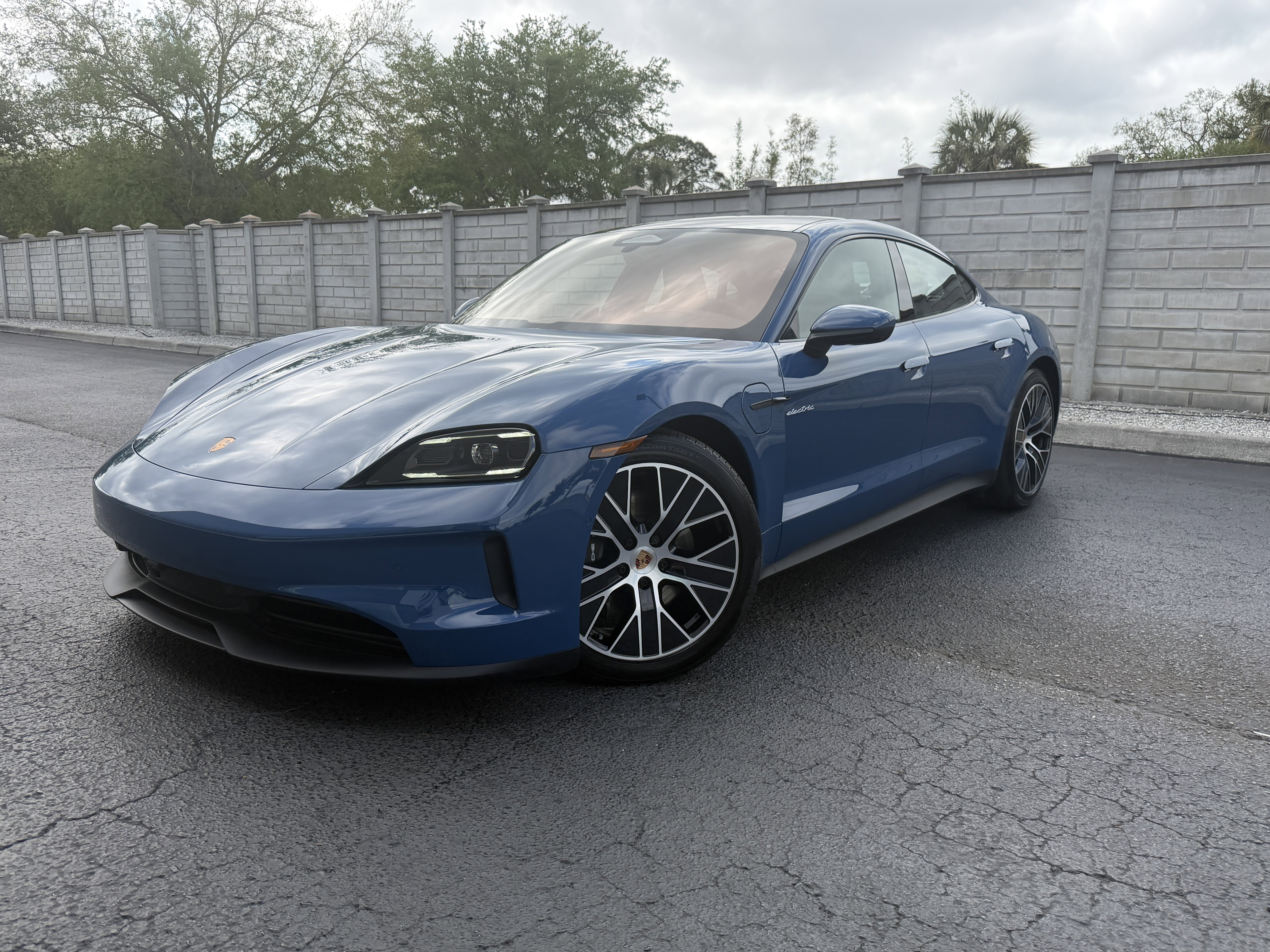 New 2026 Porsche Taycan RWD image 1