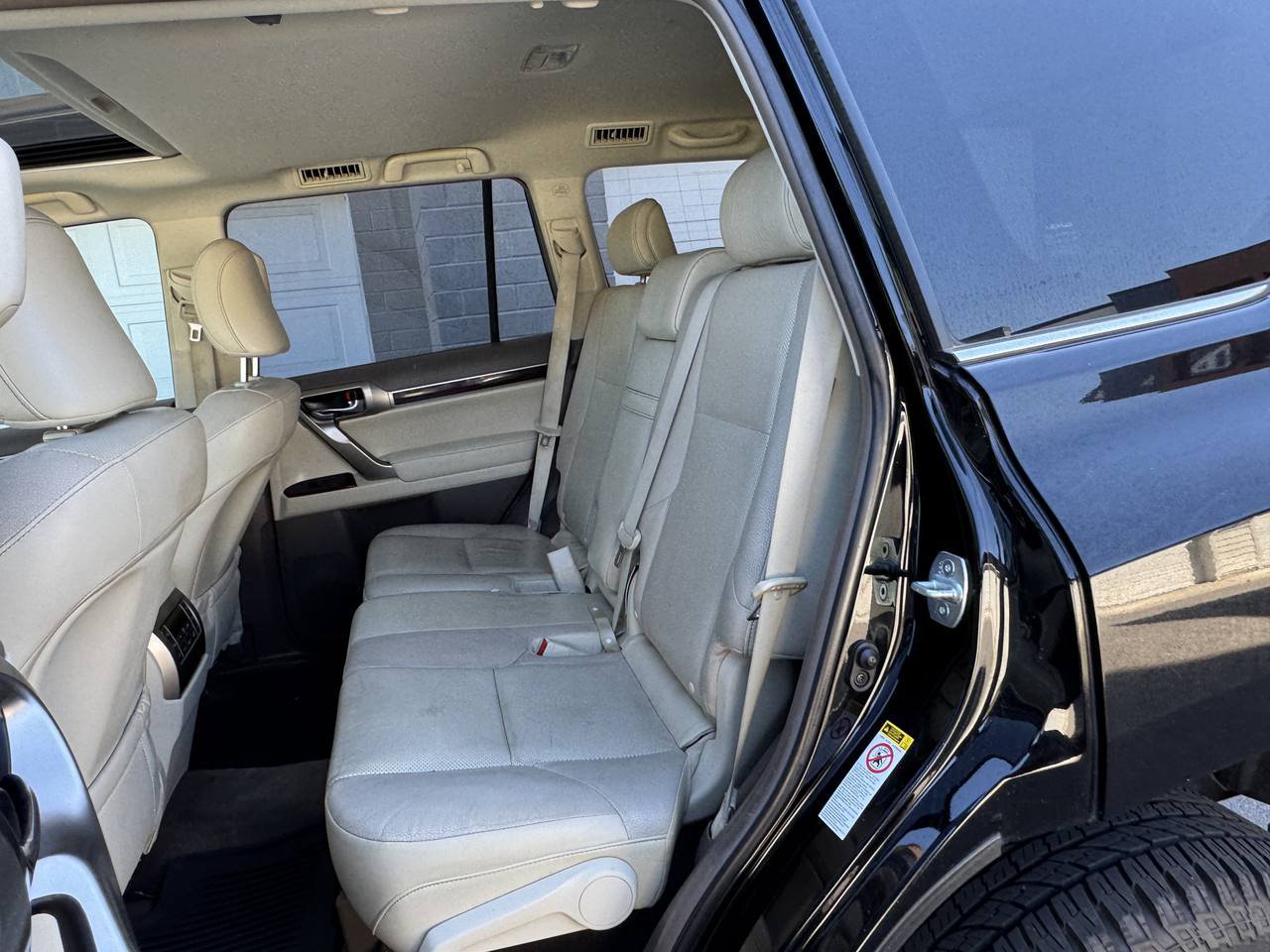 Used 2014 Lexus GX 460 w/ Premium Package AWD/4WD image 23