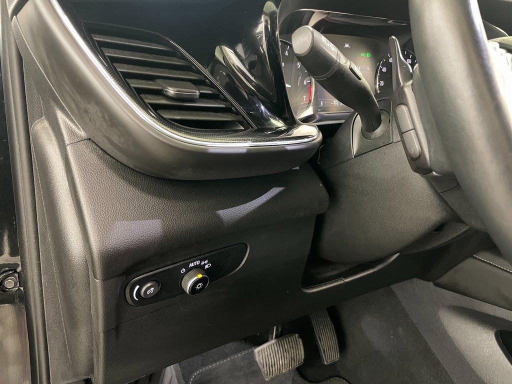 Used 2023 Buick Envision Preferred image 25