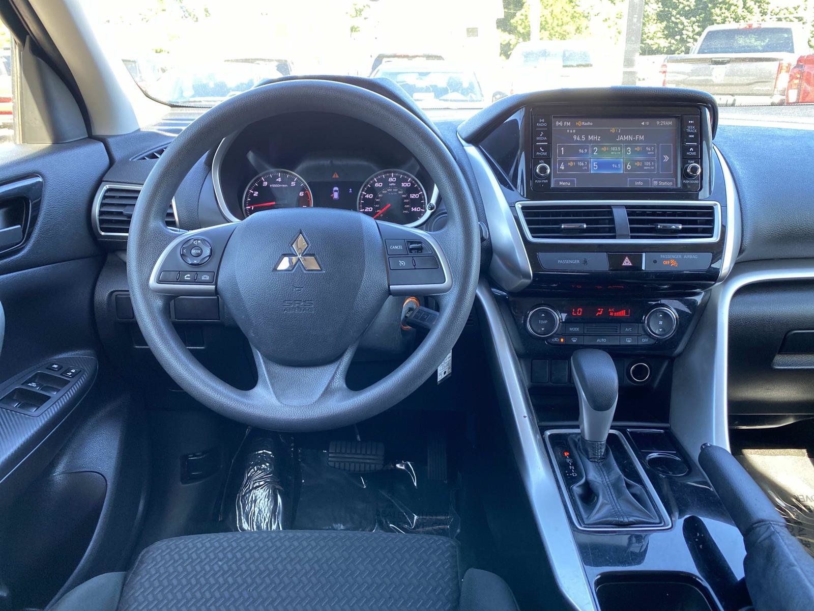 Used 2020 Mitsubishi Eclipse Cross ES FWD image 11