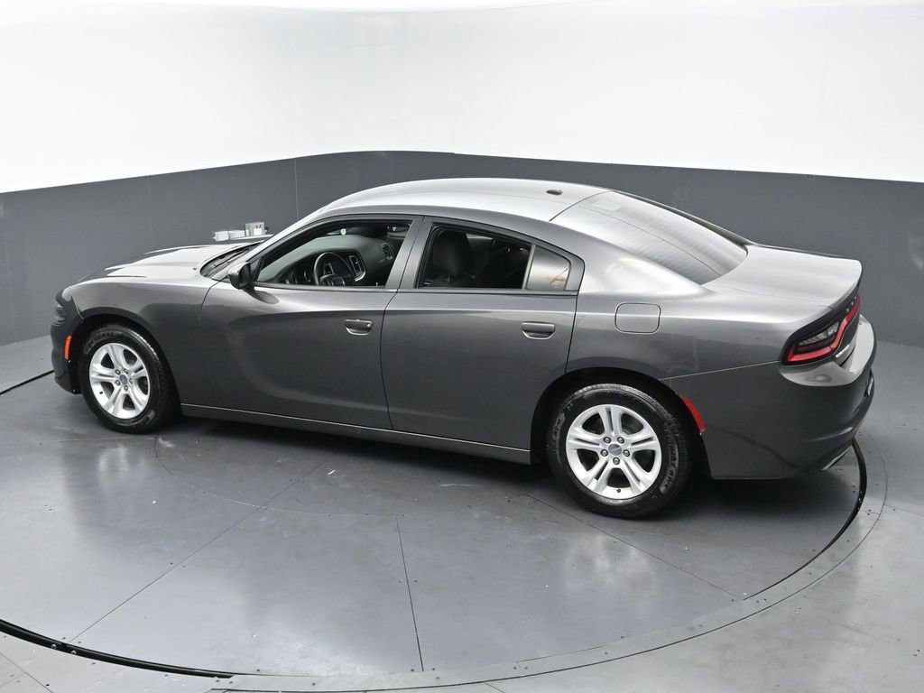 Used 2018 Dodge Charger SXT image 41